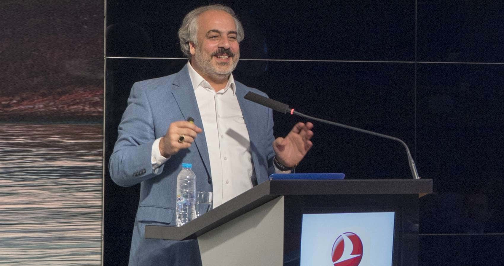 Prof. Dr. Medaim Yanık, THY Çalışanlarına Evlilik İle İş Hayatının Nasıl Dengeleneceğini Anlattı