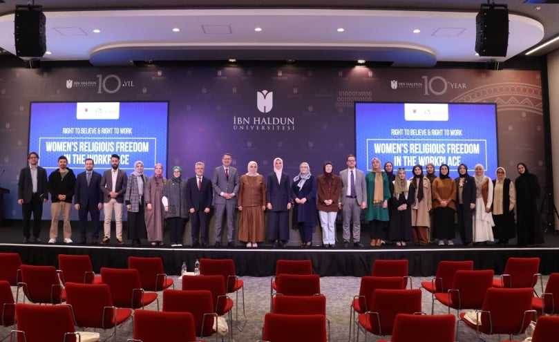 Çalışan Kadının Din ve Vicdan Özgürlüğü Konulu Panel Üniversitemizde Gerçekleştirildi