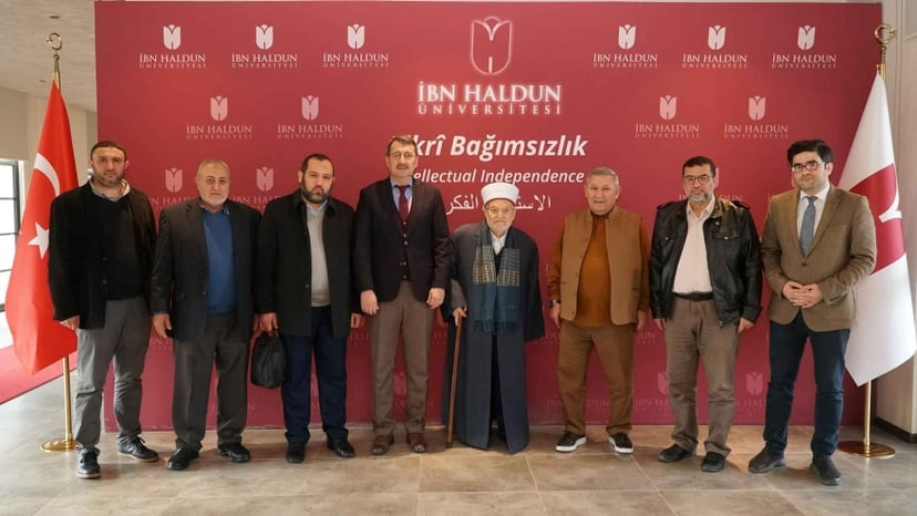 Mescid-i Aksa İmam Hatibi Şeyh İkrime Sabri Üniversitemizi Ziyaret Etti