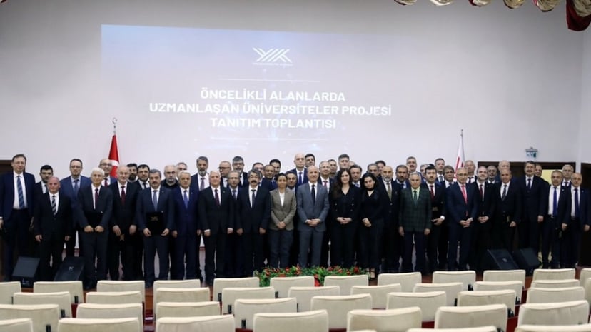 Üniversitemiz 'Dijital Sosyal Bilimler Alanında Uzmanlaşan Üniversite' Olarak Seçildi