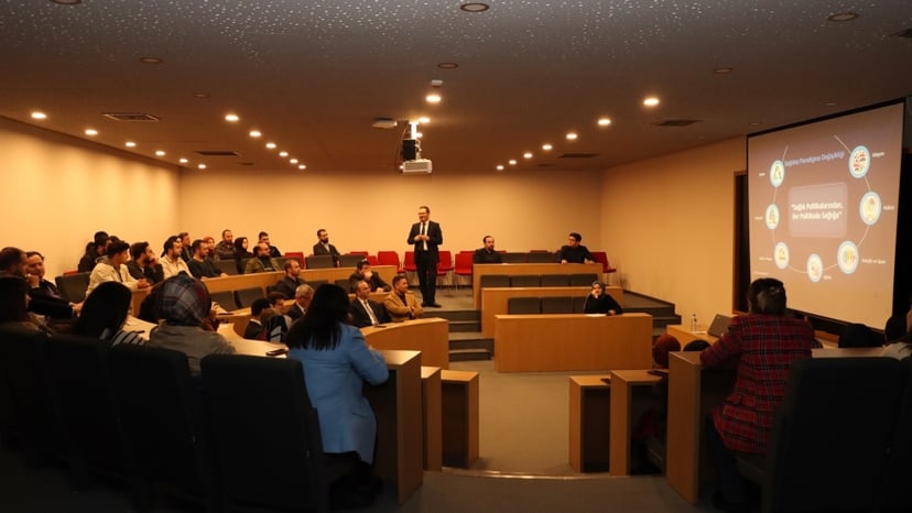 ‘Sağlıkta Gelecek ve Teknoloji' Konferansında Sağlık Bakan Yardımcısı Dr. Şuayıp Birinci'yi Ağırladık