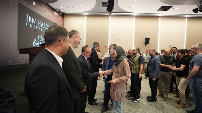 Akademik ve İdari Kadromuz Bayramlaşma Töreninde Bir Araya Geldi