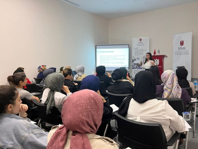 Stres Yönetimi Seminerleri: İPAM'dan Sağlık Çalışanlarına Destek