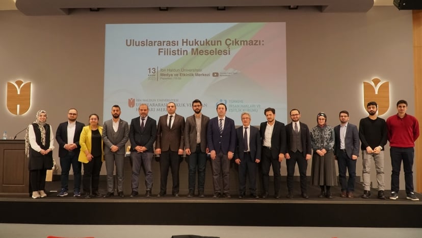 'Uluslararası Hukukun Çıkmazı: Filistin Meselesi' Başlıklı Bir Panel Gerçekleştirildi