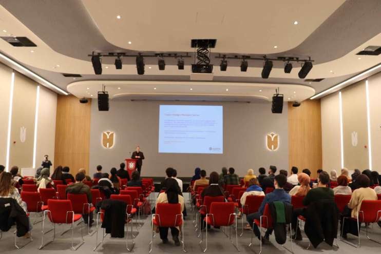 Cinsiyet Kimliği ve Aile Zirvesi'nde Güncel Konular Farklı Açılardan Ele Alındı